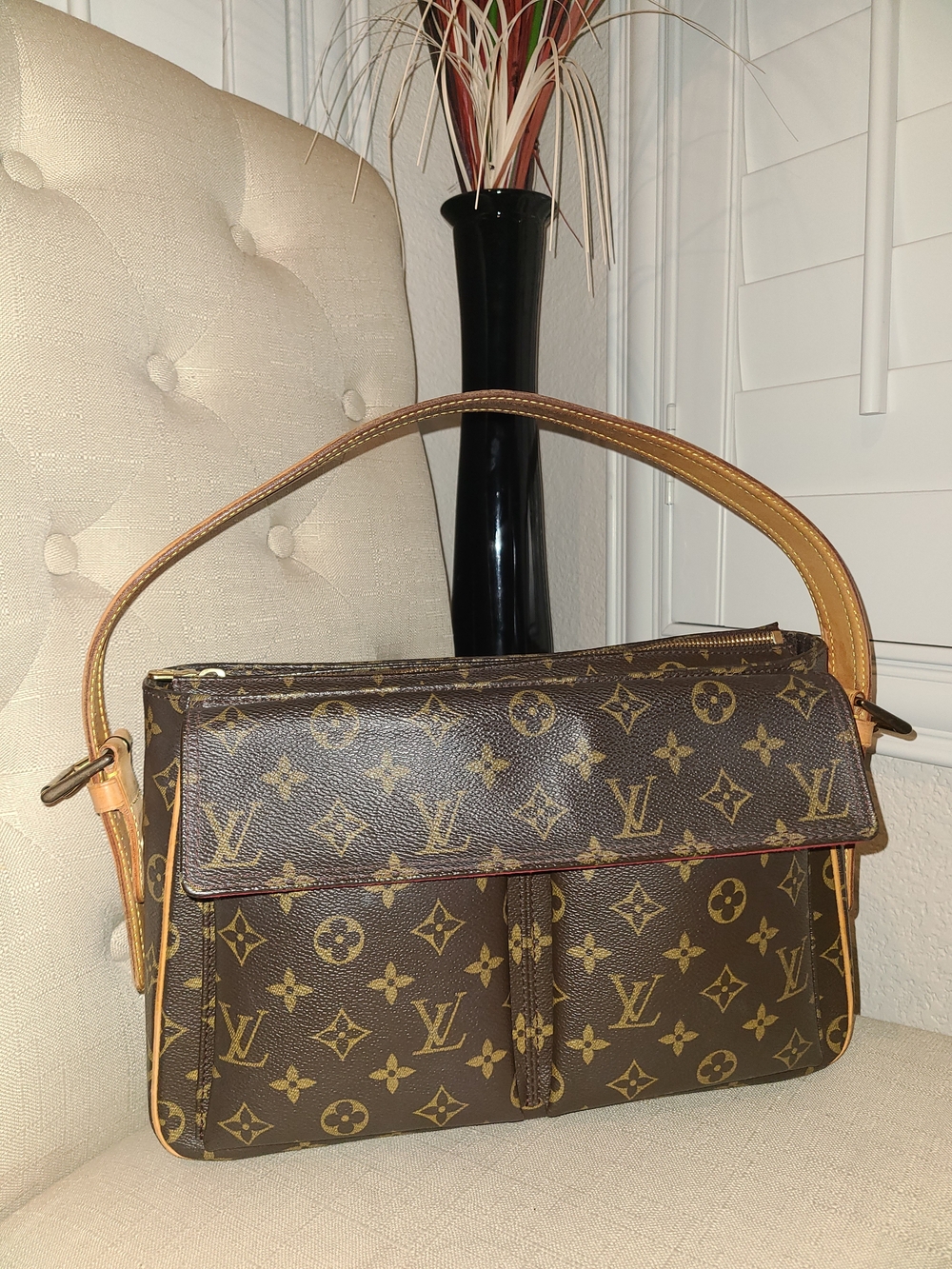 Louis Vuitton Monogram Viva-Cité MM Shoulder Bag